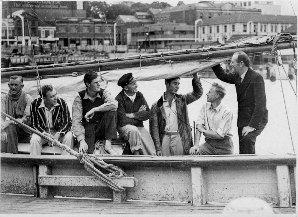 Rani crew who in the 1945 Sydney Hobart Yacht Race