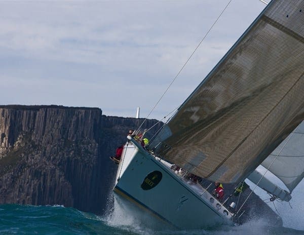 history sydney to hobart yacht race